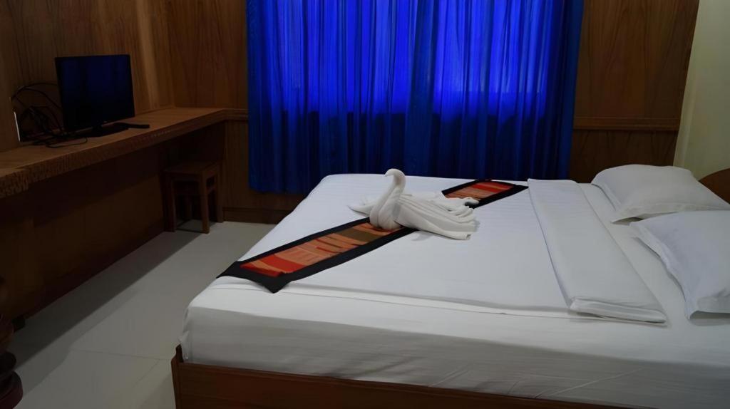 פקסה Lankham Hotel מראה חיצוני תמונה