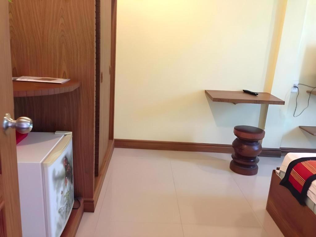 פקסה Lankham Hotel מראה חיצוני תמונה